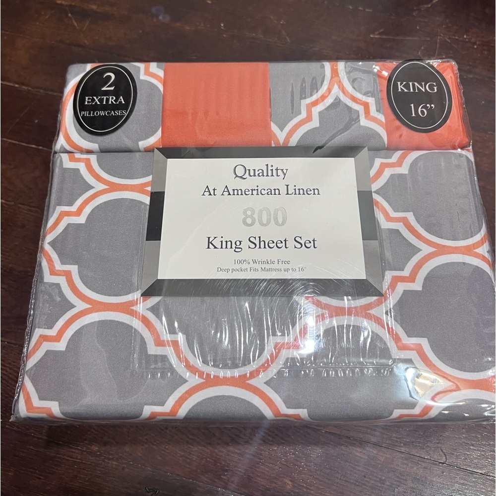 King Size Bed sheet set abstract design